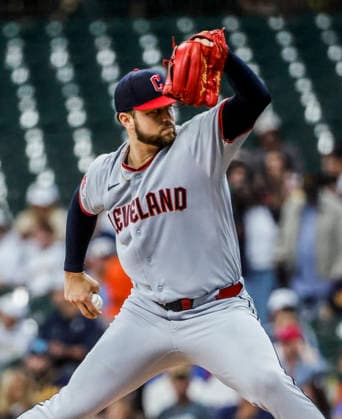 Cleveland Guardians starting pitcher Slade Cecconi throws in the first inning of the MLB, Baseball Herren, USA game between the Cleveland Guardians and the Milwaukee Brewers at American Family Field in Milwaukee, Wisconsin on Tuesday, June 16, 2026.  MIL20260616802 TANNENxMAURY