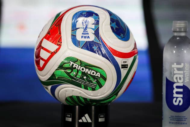 England v Croatia, FIFA World Cup, WM, Weltmeisterschaft, Fussball 2026 press conference, PK, Pressekonferenz FIFA Match ball during the MD-1 England Press Conference ahead of the England v Croatia FIFA WORLD CUP 2026 match, Dallas Stadium, Arlington, United States on 16 June 2026 Credit: Phil Duncan Every Second Media Editorial use only. All images are copyright Every Second Media Limited. No images may be reproduced without prior permission. Copyright: xIMAGO EveryxSecondxMediax ESM-2040-0007 PhilxDuncanx xEveryxSecondxMediax