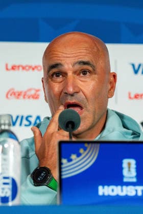 FIFA Fussball Weltmeisterschaft 2026, Gruppe K, Spiel 1, Portugal vs. DR Kongo, 17.06.2026 im NRG Stadium in Houton, Texas Pressekonferenz mit Bruno Fernandes und Roberto Martinez