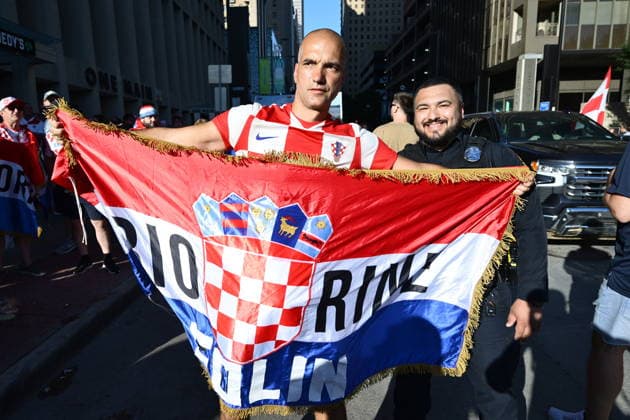 Dallas, 160626. Numerous Croatian fans gathered at the American-Croatian Friendship Parade, which started from Civic Garden to Ferris Plaza. The event was organized before the match of the Croatian national football team. Photo: Boris Kovacev CROPIX Copyright: xxBorisxKovacevx navijaci_dallas22-160626