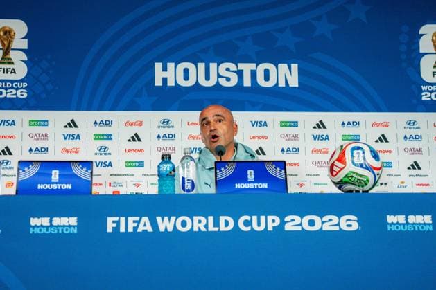 FIFA Fussball Weltmeisterschaft 2026, Gruppe K, Spiel 1, Portugal vs. DR Kongo, 17.06.2026 im NRG Stadium in Houton, Texas Pressekonferenz mit Bruno Fernandes und Roberto Martinez