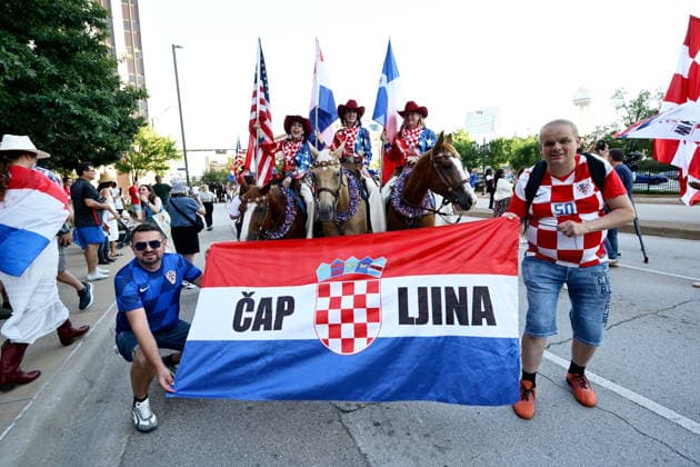 Dallas, 160626. Numerous Croatian fans gathered at the American-Croatian Friendship Parade, which started from Civic Garden to Ferris Plaza. The event was organized before the match of the Croatian national football team. Photo: Boris Kovacev CROPIX Copyright: xxBorisxKovacevx navijaci_dallas32-160626