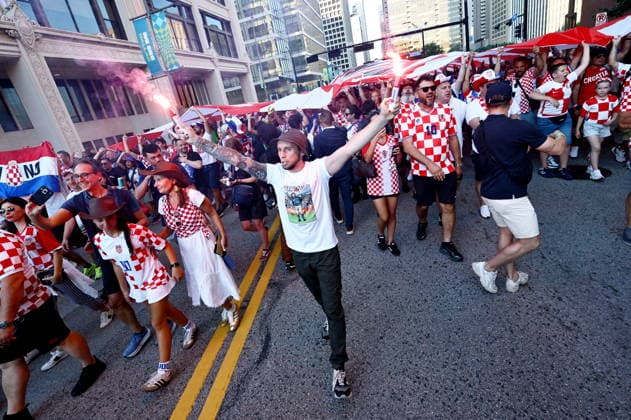 Dallas, 160626. Numerous Croatian fans gathered at the American-Croatian Friendship Parade, which started from Civic Garden to Ferris Plaza. The event was organized before the match of the Croatian national football team. Photo: Boris Kovacev CROPIX Copyright: xxBorisxKovacevx navijaci_dallas47-160626