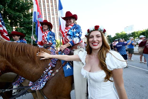 Dallas, 160626. Numerous Croatian fans gathered at the American-Croatian Friendship Parade, which started from Civic Garden to Ferris Plaza. The event was organized before the match of the Croatian national football team. Photo: Boris Kovacev CROPIX Copyright: xxBorisxKovacevx navijaci_dallas36-160626
