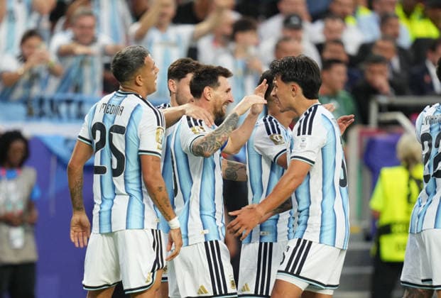 Lionel Andres Messi (Argentina) scores and celebrates his teams first goal during Argentina and Algeria, Group J FIFA World Cup, WM, Weltmeisterschaft, Fussball 2026, Kansas Stadium, Kansas, United States on June 16, 2026. Thor Wegner DeFodi Images. (Photo by DeFodi Images) -