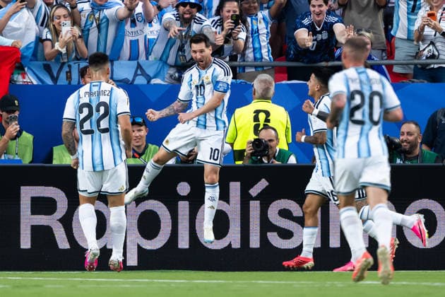260616 Lionel Messi of Argentina celebrates after 1-0 during the FIFA World Cup, WM, Weltmeisterschaft, Fussball 2026 football match between Argentina and Algeria on June 16, 2026 in Kansas City. Photo: Joel Marklund BILDBYRAN kod JM JM0825 bbeng fotboll football soccer fotball vm fotbolls-vm fotball-vm fotbolls-vm 2026 fifa world cup 2026 argentina algeria algeriet jubel celebration