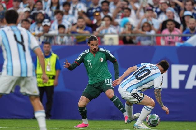 Argentina v Algeria - FIFA World Cup, WM, Weltmeisterschaft, Fussball 2026 - Group J KANSAS CITY, UNITED STATES - JUNE 16: Lionel Messi of Argentina in action against Anis Hadj Moussa of Algeria during the 2026 FIFA World Cup First Stage Group J match between Argentina and Algeria at Arrowhead Stadium (Kansas City Stadium) in Kansas City, Missouri, United States on June 16, 2026. Hakan Akgun Anadolu Missouri United States. Editorial use only. Please get in touch for any other usage.  Copyright: x2026xAnadoluxHakanxAkgunx