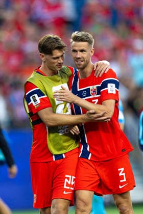 June 16, 2026; Foxborough, Massachusetts, USA; Norway defender Henrik Falchener (25) and Norway defender Kristoffer Ajer (3) celebrate a victory in a FIFA World Cup, WM, Weltmeisterschaft, Fussball 2026 Group I match between Iraq and Norway at Boston Stadium. (c) CSM - ZUMAc04_ 20260616_zma_c04_066 Copyright: xBurtxGranofskyx