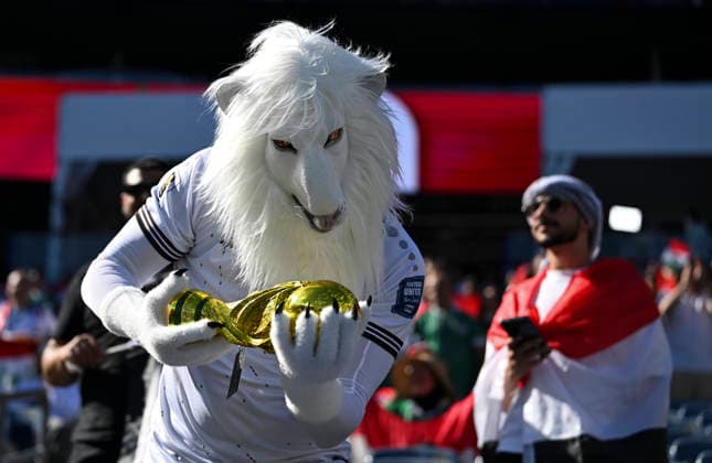 (260617) -- BOSTON, June 17, 2026 -- A fan of Iraq is seen before the group I match between Norway and Iraq at the FIFA World Cup, WM, Weltmeisterschaft, Fussball 2026 at Boston Stadium in Boston, the United States, June 16, 2026. ) (SP)U.S.-BOSTON-FOOTBALL-FIFA WORLD CUP-GROUP I-NOR VS IRQ ChenxYichen 