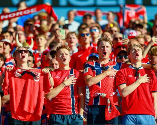 June 16, 2026, Foxborough, Massachusetts, USA: Norway fans sing the anthem before kickoff of the 2026 FIFA World Cup, WM, Weltmeisterschaft, Fussball Group I match at Boston Stadium in Massachusetts on June 16, 2026. Foxborough USA - ZUMAm283 20260616_zsp_m283_004 Copyright: xBillyxMyersx