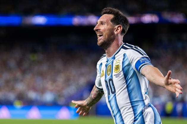 260616 Lionel Messi of Argentina celebrates after 2-0 during the FIFA World Cup, WM, Weltmeisterschaft, Fussball 2026 football match between Argentina and Algeria on June 16, 2026 in Kansas City. Photo: Joel Marklund BILDBYRAN kod JM JM0825 bbeng fotboll football soccer fotball vm fotbolls-vm fotball-vm fotbolls-vm 2026 fifa world cup 2026 argentina algeria algeriet jubel celebration