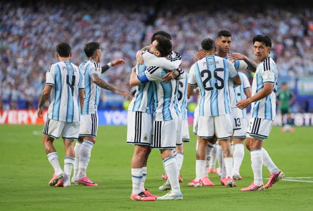 (260617) -- KANSAS CITY, June 17, 2026 -- Players of Argentina celebrate their first score by Lionel Messi (R, front) during the group J match between Argentina and Algeria at the FIFA World Cup, WM, Weltmeisterschaft, Fussball 2026 at Kansas City Stadium in Kansas City, the United States, June 16, 2026. ) (SP)U.S.-KANSAS CITY-FOOTBALL-FIFA WORLD CUP-GROUP J-ARG VS ALG DuxYu 