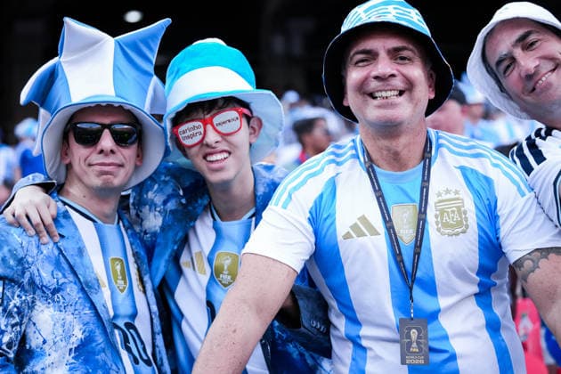 Fans gather prior to FIFA Men’s World Cup 2026 Group Stage football match between Argentina and Algeria at Kansas City Stadium, in Kansas City on June 16th 2026 (Photo by Alexandra Fechete SPP)  Copyright: xAlexandraxFechete SPPx Sportspressphoto_SPR168083