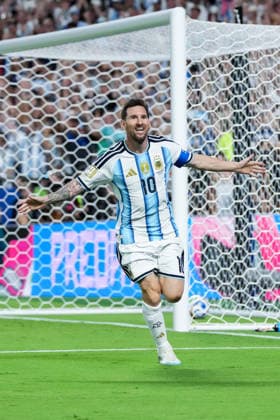 Lionel Messi of Argentina celebrates after scoring the team s second goal during a FIFA Men’s World Cup 2026 Group Stage football match between Argentina and Algeria at Kansas City Stadium, in Kansas City on June 16th 2026 (Photo by Alexandra Fechete SPP)  Copyright: xAlexandraxFechete SPPx Sportspressphoto_SPR168133
