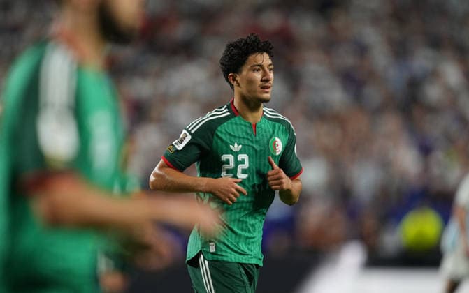 Ibrahim Maza (Algeria) looks on during Argentina and Algeria, Group J FIFA World Cup, WM, Weltmeisterschaft, Fussball 2026, Kansas Stadium, Kansas, United States on June 16, 2026. Thor Wegner DeFodi Images. (Photo by DeFodi Images) -