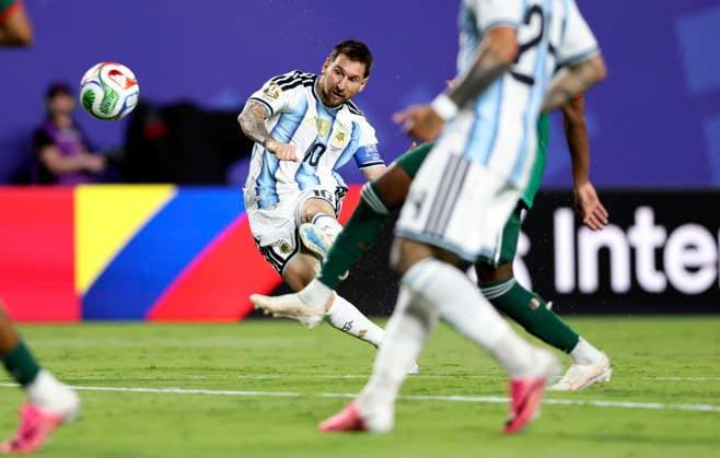 (260617) -- KANSAS CITY, June 17, 2026 -- Lionel Messi of Argentina shoots during the group J match between Argentina and Algeria at the FIFA World Cup, WM, Weltmeisterschaft, Fussball 2026 at Kansas City Stadium in Kansas City, the United States, June 16, 2026. ) (SP)U.S.-KANSAS CITY-FOOTBALL-FIFA WORLD CUP-GROUP J-ARG VS ALG LixMing 