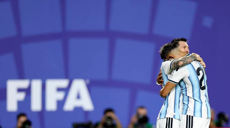 (260617) -- KANSAS CITY, June 17, 2026 -- Lionel Messi (back) of Argentina celebrates his score during the group J match between Argentina and Algeria at the FIFA World Cup, WM, Weltmeisterschaft, Fussball 2026 at Kansas City Stadium in Kansas City, the United States, June 16, 2026. ) (SP)U.S.-KANSAS CITY-FOOTBALL-FIFA WORLD CUP-GROUP J-ARG VS ALG LixMing 