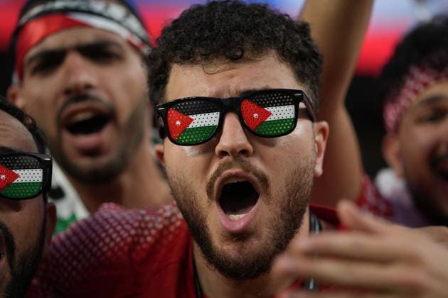 Austria v Jordan - FIFA World Cup, WM, Weltmeisterschaft, Fussball 2026 - Group J SANTA CLARA, UNITED STATES - JUNE 16: Fans wearing glasses with Jordan flag gather prior to 2026 FIFA World Cup First Stage Group J match between Austria and Jordan at San Francisco Bay Area Stadium (Levi’s Stadium) in Santa Clara, California, United States on June 16, 2026. Tayfun Coskun Anadolu California United States. Editorial use only. Please get in touch for any other usage.  Copyright: x2026xAnadoluxTayfunxCoskunx