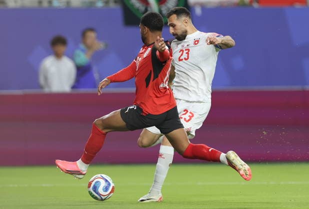 FIFA World Cup, WM, Weltmeisterschaft, Fussball 2026 - Group J - Austria vs Jordan Phillip Mwene (L) of Austria in action against Ihsan Haddad of Jordan during the FIFA World Cup 2026 group stage match Austria against Jordan, in San Francisco, USA, 16 June 2026. SAN FRANCISCO United States  Copyright: xBENJAMINxFANJOYx