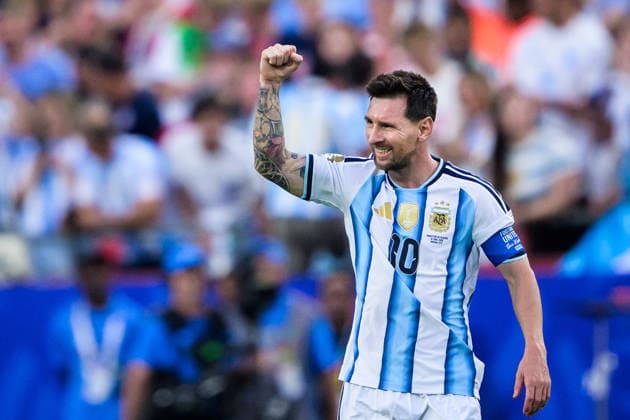 260616 Lionel Messi of Argentina celebrates after scoring the 1-0 goal during the FIFA World Cup, WM, Weltmeisterschaft, Fussball 2026 football match between Argentina and Algeria on June 16, 2026 in Kansas City. Photo: Joel Marklund BILDBYRAN kod JM JM0825 bbeng fotboll football soccer fotball vm fotbolls-vm fotball-vm fotbolls-vm 2026 fifa world cup 2026 argentina algeria algeriet jubel
