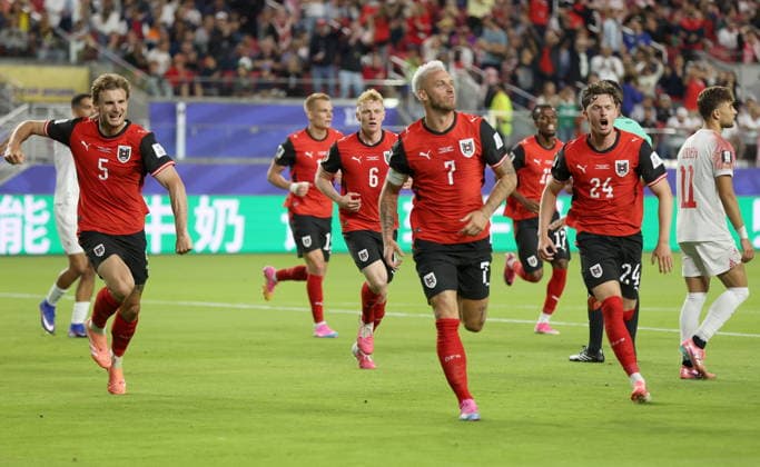 FIFA World Cup, WM, Weltmeisterschaft, Fussball 2026 - Group J - Austria vs Jordan Marko Arnautovic (C) of Austria celebrates after scoring his team s second goal during the FIFA World Cup 2026 group stage match Austria against Jordan, in San Francisco, USA, 16 June 2026. SAN FRANCISCO United States  Copyright: xBENJAMINxFANJOYx
