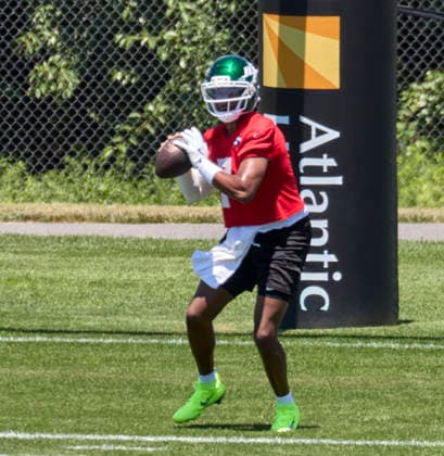 New York Jets quarterback Geno Smith (7) during minicamp at the Atlantic Health Jets Training Center, Florham Park, New Jersey on Tuesday June 16, 2026. CSM NFL, American Football Herren, USA 2026: New York Jets Minicamp June 16  - ZUMAc04_ 20260616_zma_c04_180 Copyright: xDuncanxWilliamsx