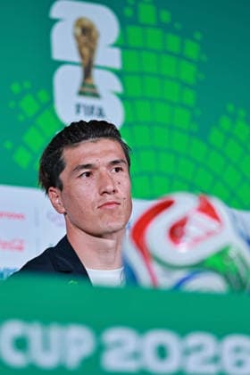 June 16, 2026, Mexico City, Mexico: Eldor Shomurodov of the Uzbekistan speaks during the press conference, PK, Pressekonferenz of Uzbekistan one day ahead of the FIFA World Cup, WM, Weltmeisterschaft, Fussball 2026 Group K match between Colombia and Uzbekistan at Mexico City Stadium on June 16, 2026 in Mexico City, Mexico. Photo: DiaEsportivo FIFA World Cup 2026, Press Conference Uzbekistan, Mexico City, Mexico  - ZUMAh208 20260616_zsp_h208_016 Copyright: xHeulerxAndreyx