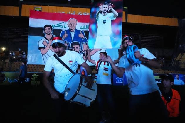 Iraqi football fans gather to watch Iraq v Norway World Cup match BAGHDAD, IRAQ - JUNE 17: Iraqi football fans gather around a giant screen set up in the garden of Al-Karkh Sports Club to watch their national team, Nationalteam face Norway in the 2026 FIFA World Cup, WM, Weltmeisterschaft, Fussball in the capital Baghdad, Iraq, on June 17, 2026. Murtadha Al-Sudani Anadolu Baghdad Iraq. Editorial use only. Please get in touch for any other usage.  Copyright: x2026xAnadoluxMurtadhaxAl-Sudanix