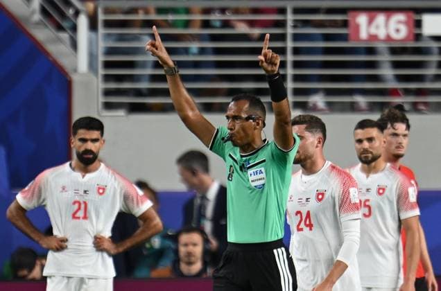 Austria v Jordan - FIFA World Cup, WM, Weltmeisterschaft, Fussball 2026 - Group J SANTA CLARA, UNITED STATES - JUNE 16: Referee Dahane Beida blows his whistle during 2026 FIFA World Cup First Stage Group J match between Austria and Jordan at San Francisco Bay Area Stadium (Levi’s Stadium) in Santa Clara, California, United States on June 16, 2026. Tayfun Coskun Anadolu California United States. Editorial use only. Please get in touch for any other usage.  Copyright: x2026xAnadoluxTayfunxCoskunx
