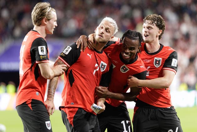 SOCCER - FIFA World Cup, WM, Weltmeisterschaft, Fussball 2026 SANTA CLARA,CALIFORNIA,USA,17.JUN.26 - SOCCER - FIFA World Cup 2026, group stage, Austria vs Jordan. Image shows the rejoicing of Patrick Wimmer, the rejoicing of Marko Arnautovic, Carney Chukwuemeka and Paul Wanner (AUT).  GEPAxpictures xArminxRauthner