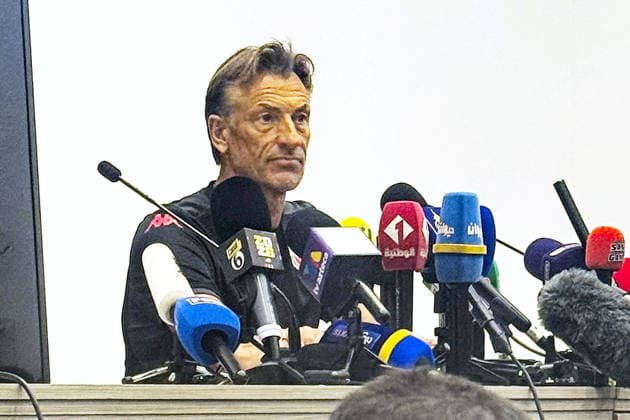 Football: 2026 World Cup New Tunisia head coach Herve Renard attends a press conference, PK, Pressekonferenz near Monterrey, Mexico, on June 16, 2026, ahead of his team s World Cup Group F football match against Japan. Renard s predecessor, Sabri Lamouchi, was sacked following a 5-1 loss to Sweden in the first group stage match.  A14AA0005619227P