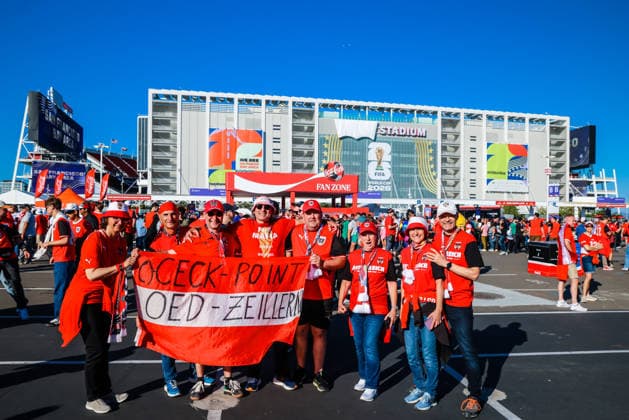June 16, 2026, Santa Clara, California, USA: Santa Clara, USA - June 16 2026: Austria fans before the FIFA World Cup, WM, Weltmeisterschaft, Fussball group match between Austria and Jordan at San Francisco Bay Area Stadium Santa Clara USA - ZUMAp121 20260616_zsp_p121_020 Copyright: xChrisxPutnamx