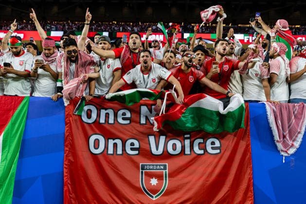 SANTA CLARA, CA - JUNE 16: Jordan fans cheer before the FIFA World Cup, WM, Weltmeisterschaft, Fussball 2026 Group J match between Austria and Jordan on June 16, 2026 at San Francisco Bay Area Stadium in Santa Clara, CA. (Photo by Matthew Huang Icon Sportswire) SOCCER: JUN 16 FIFA World Cup 26 Group J - Austria vs Jordan EDITORIAL USE ONLY Icon260616002