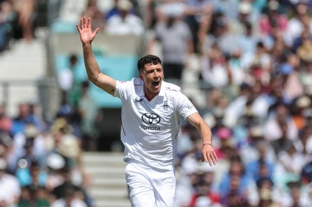 2nd Rothesay Test Match Day 1 England v New Zealand Matthew Fisher of England celebrates the wicket of Devon Conway of New Zealand during the 2nd Rothesay Test Match Day 1 match England vs New Zealand at The Kia Oval, London, United Kingdom on 17 June 2026 (Photo by Mark Cosgrove News Images) London The Kia Oval London United Kingdom Copyright: xMarkxCosgrove NewsxImagesx