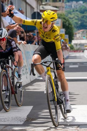 SONDRIO, ITALY - JUNE 17: DE VRIES Femke 112 of Team Visma Lease a Bike wins the 1st stage on June 16, 2026 in Sondrio, Italy.