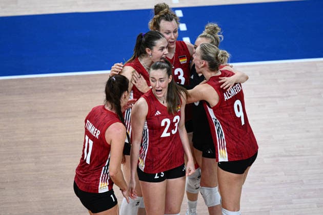Germany v China - FIVB Women s Volleyball Nations League ANKARA, TURKIYE - JUNE 17: Players of Germany celebrate during the 2026 FIVB Women s Volleyball Nations League second stage match between Germany and China at the Ankara Sports Hall, in Ankara, Turkiye, on June 17, 2026. Akin Celiktas Anadolu Ankara Turkey. Editorial use only. Please get in touch for any other usage.  Copyright: x2026xAnadoluxAkinxCeliktasx