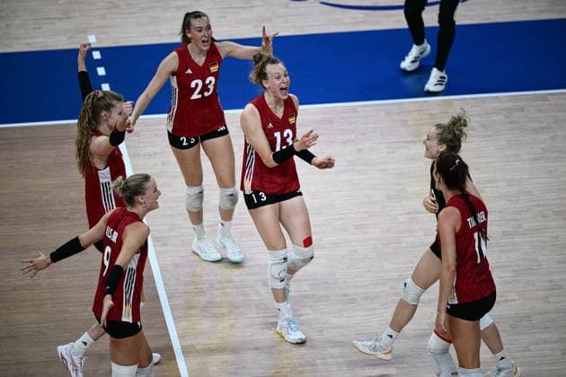Germany v China - FIVB Women s Volleyball Nations League ANKARA, TURKIYE - JUNE 17: Players of Germany celebrate during the 2026 FIVB Women s Volleyball Nations League second stage match between Germany and China at the Ankara Sports Hall, in Ankara, Turkiye, on June 17, 2026. Akin Celiktas Anadolu Ankara Turkey. Editorial use only. Please get in touch for any other usage.  Copyright: x2026xAnadoluxAkinxCeliktasx