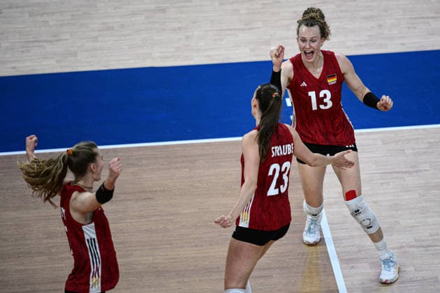 Germany v China - FIVB Women s Volleyball Nations League ANKARA, TURKIYE - JUNE 17: Players of Germany celebrate during the 2026 FIVB Women s Volleyball Nations League second stage match between Germany and China at the Ankara Sports Hall, in Ankara, Turkiye, on June 17, 2026. Akin Celiktas Anadolu Ankara Turkey. Editorial use only. Please get in touch for any other usage.  Copyright: x2026xAnadoluxAkinxCeliktasx
