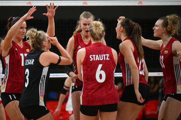 Germany v China - FIVB Women s Volleyball Nations League ANKARA, TURKIYE - JUNE 17: Players of Germany celebrate after scoring a point during the 2026 FIVB Women s Volleyball Nations League second stage match between Germany and China at the Ankara Sports Hall, in Ankara, Turkiye, on June 17, 2026. Akin Celiktas Anadolu Ankara Turkey. Editorial use only. Please get in touch for any other usage.  Copyright: x2026xAnadoluxAkinxCeliktasx