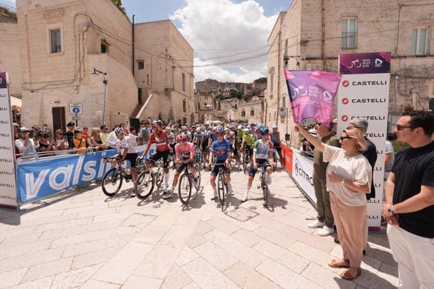 Gestures as he awaits the start of the during Stage 4 of the Giro Next Generation from Matera to Corato Italy, June 17, 2026  Copyright: xMassimoxPaolone LaPressex