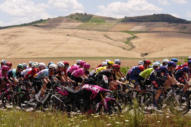The pack rides cycles during Stage 4 of the Giro Next Gen 2026, from Matera to Corato (Molino Casillo), Italy, Wednesday, June 17, 2026.  Copyright: xFabioxFerrari LaPressex