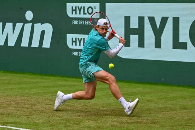 Zizou Bergs (BEL) geht zum Ball TERRA WORTMANN Open 2026, Tennis, ATP, Tennis Herren Tennis Herren 500, Turnier, Hauptfeld, 17.06.2026, TERRA WORTMANN Open 2026, Tennis, ATP, Tennis Herren 500, Turnier, Hauptfeld, 17.06.2026 Halle