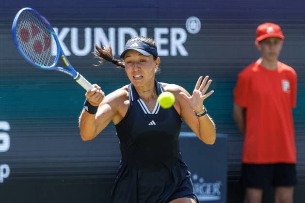 Berlin, 15.06.26, Tennis: VANDA Pharmaceuticals BERLIN TENNIS OPEN 2026 im Steffi-Graf-Stadion. Damen, Einzel. J. Pegula (USA) vs K. Siniakova (CZE). Jessica Pegula retourniert einen Ball. VANDA Pharmaceuticals BERLIN TENNIS OPEN 2026