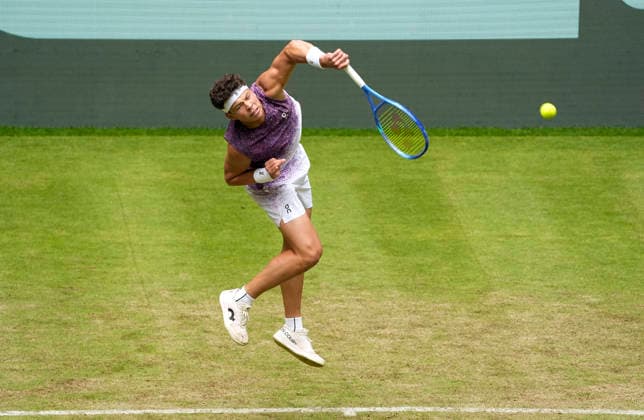 photo : flying Ben SHELTON (USA) Tennis-Turnier Terra Wortmann Cup im Gerry Weber Sportpark in Halle Westfalen am Mi. 17.06.2026