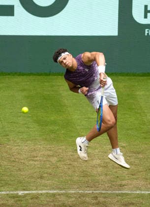 photo : flying Ben SHELTON (USA) Tennis-Turnier Terra Wortmann Cup im Gerry Weber Sportpark in Halle Westfalen am Mi. 17.06.2026