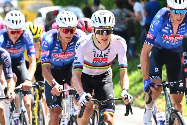 Tour de Suisse 2026 Stage 1 SONDRIO, ITALY - JUNE 17 : Pogacar Tadej (SLO) of UAE Team Emirates - XRG, Van Der Poel Mathieu (NED) of Alpecin - Premier Tech during stage 1 of the 89th edition of Tour de Suisse an UCI World Tour 2.UWT cycling road race stage for Men Elite of 144 km with start in Sondrio and finish in Sondrio on June 17, 2026 in Sondrio, Italy, 17 06 2026 ( Motordriver Guy De Vuyst - Sondrio Italy  Copyright: xVincentxKalutx