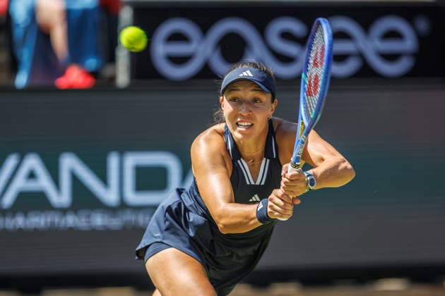 Berlin, 15.06.26, Tennis: VANDA Pharmaceuticals BERLIN TENNIS OPEN 2026 im Steffi-Graf-Stadion. Damen, Einzel. J. Pegula (USA) vs K. Siniakova (CZE). Jessica Pegula retourniert einen Ball. VANDA Pharmaceuticals BERLIN TENNIS OPEN 2026