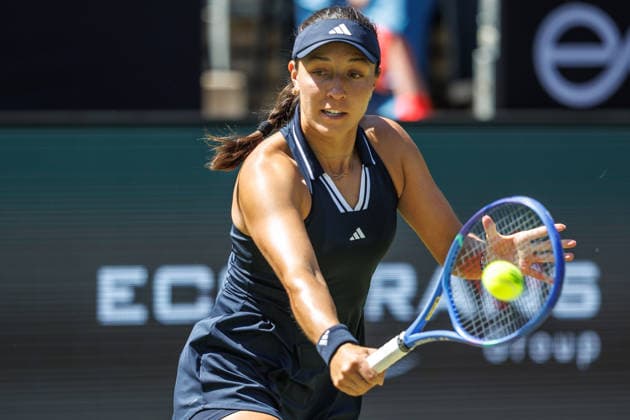 Berlin, 15.06.26, Tennis: VANDA Pharmaceuticals BERLIN TENNIS OPEN 2026 im Steffi-Graf-Stadion. Damen, Einzel. J. Pegula (USA) vs K. Siniakova (CZE). Jessica Pegula retourniert einen Ball. VANDA Pharmaceuticals BERLIN TENNIS OPEN 2026