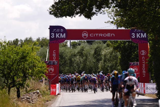 Tha race during Stage 4 of the Giro Next Generation from Matera to Corato Italy, June 17, 2026  Copyright: xFabioxFerrari LaPressex