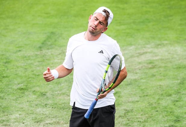 ATP, Tennis Herren Men s Tournament, Elm Park Golf & Sports Club, Dublin 17 6 2026 Round of 16 Conor Gannon vs Grigor Dimitrov Conor Gannon of Ireland reacts during the match Conor Gannon reacts during the match 17 6 2026  Copyright: x INPHO TomxMaherx RDR_6292